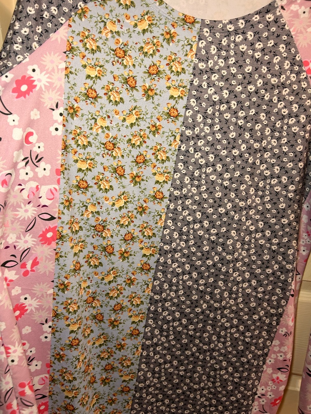 Patchwork Floral Long Sleeve Tunic - Pink, Blue, Gray - Picture 3 of 7